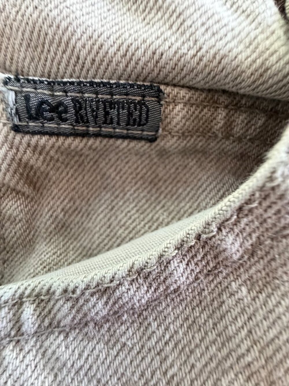 Vintage Lee Jeans 🤎 Size r28 /relaxed tapered leg - Picture 3 of 11